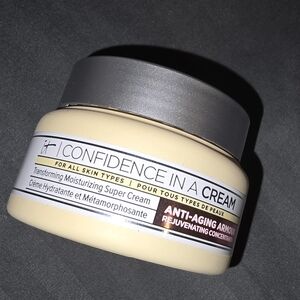 It cosmetics Confidence in a Cream Anti-Aging Hydrating Moisturizer